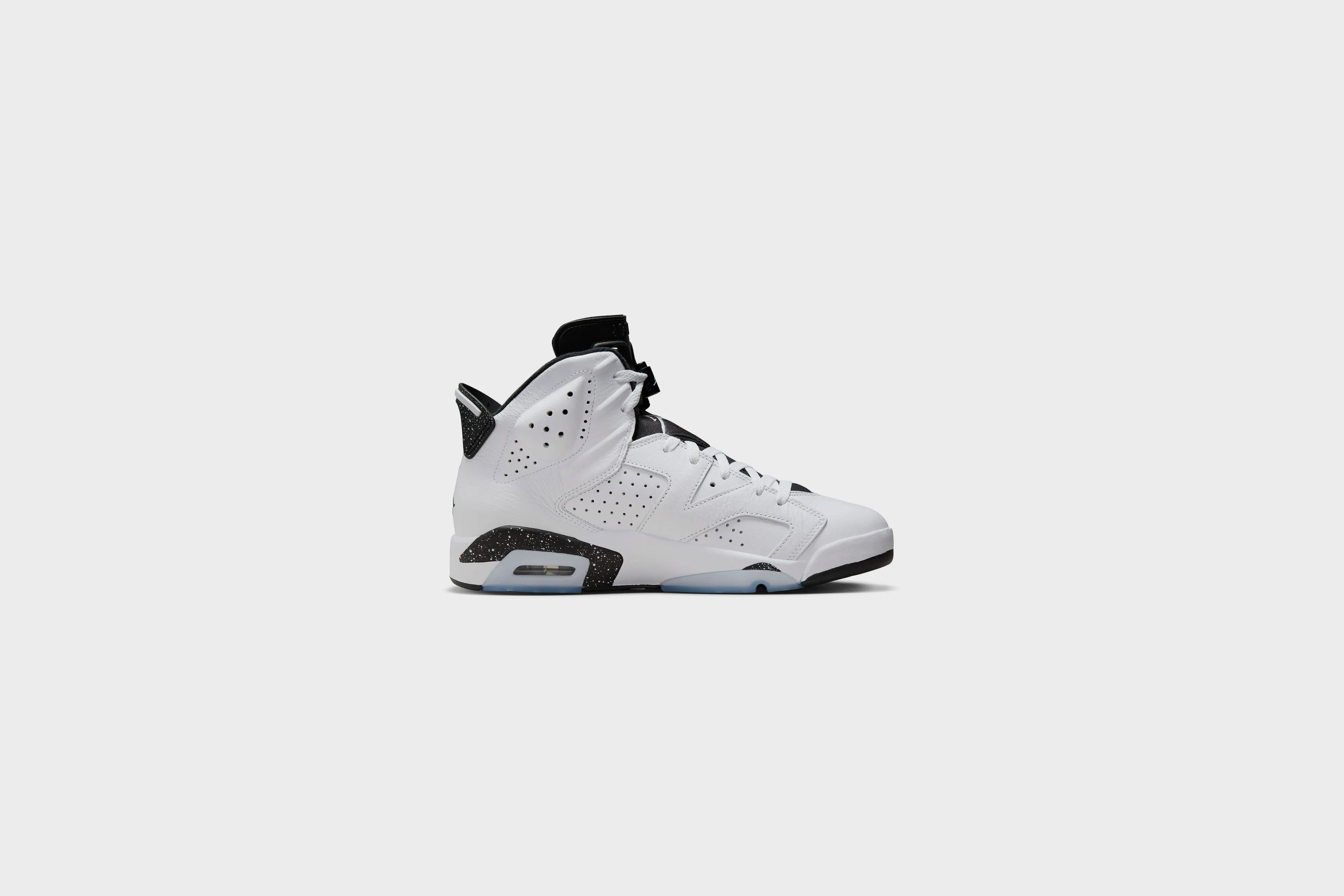 Air Jordan 6 Retro (White/Black)