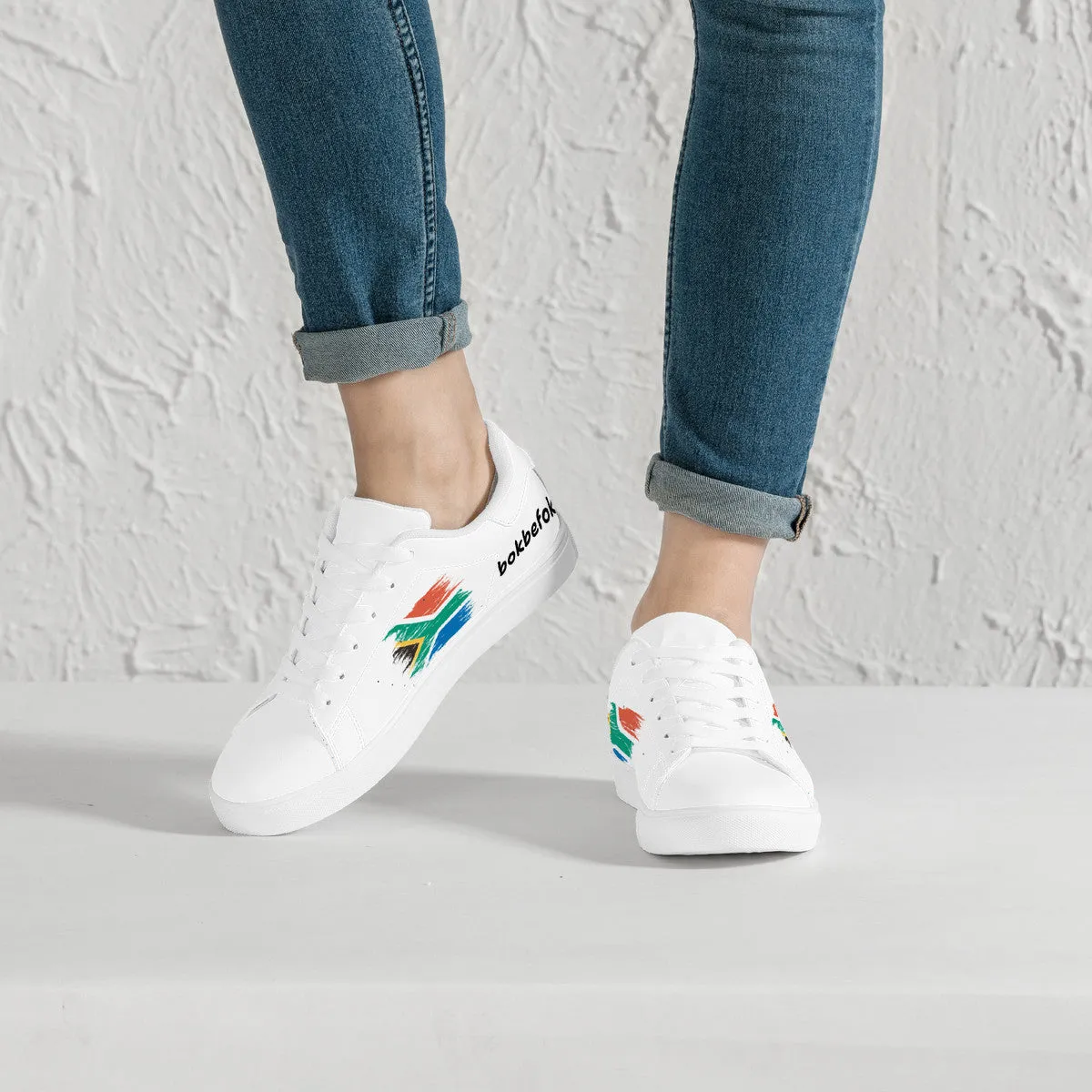 D27 Low-Top Synthetic Leather Sneakers - White