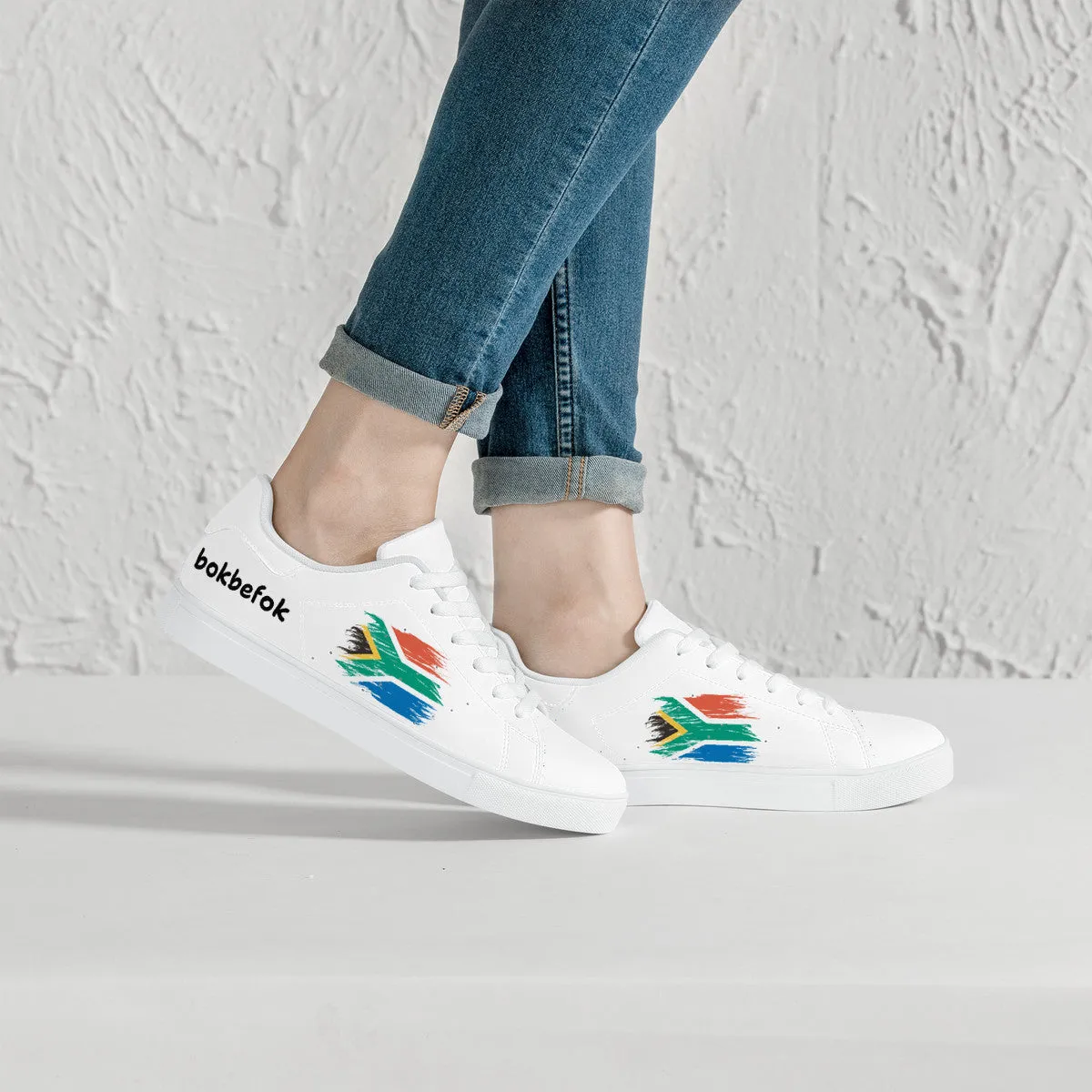 D27 Low-Top Synthetic Leather Sneakers - White