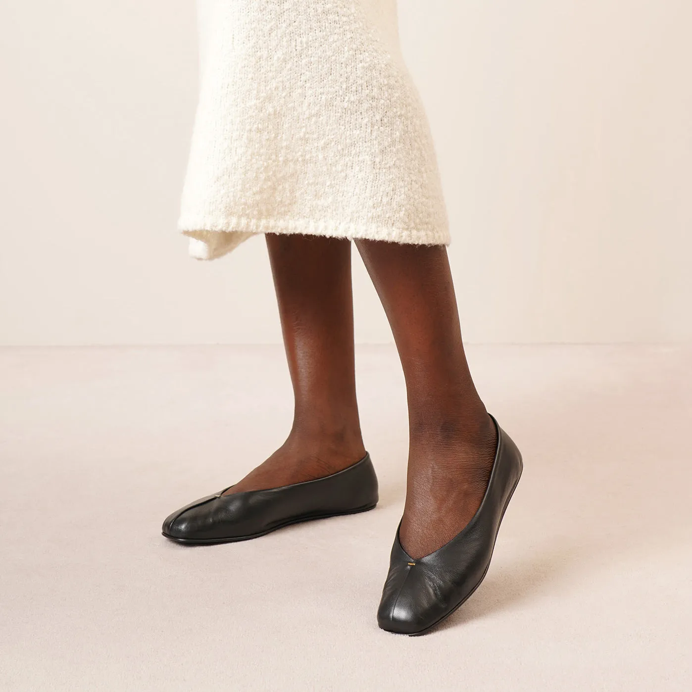 Eva black leather ballerinas