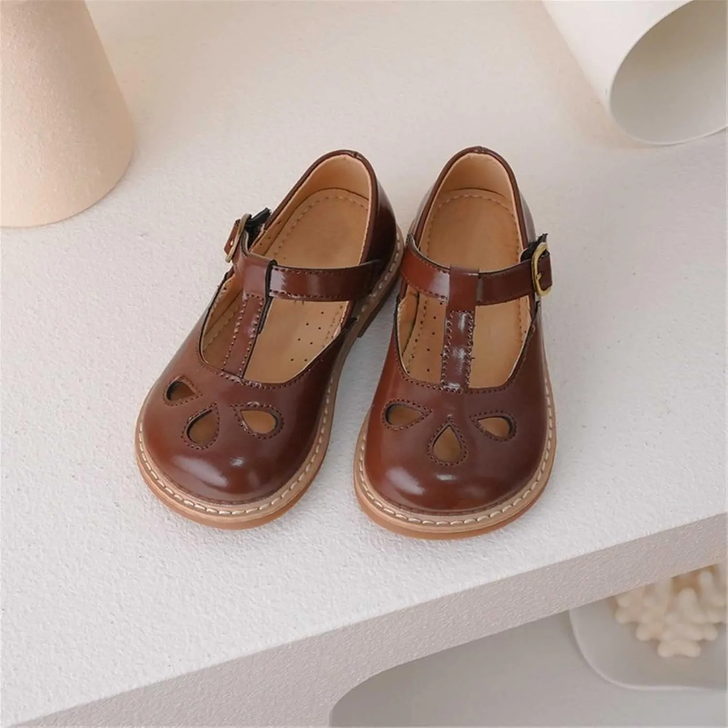 Girls Small Leather Shoes Hollow Breathable Princess Shoes Dress Shoes Little Child Big Kids Non Slip Baby Shoes (Brown, 3 Big Kids)