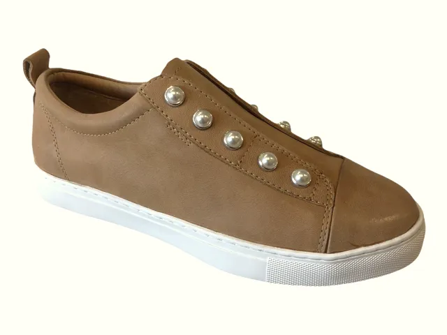 HINAKO Pearl Tan Sneakers
