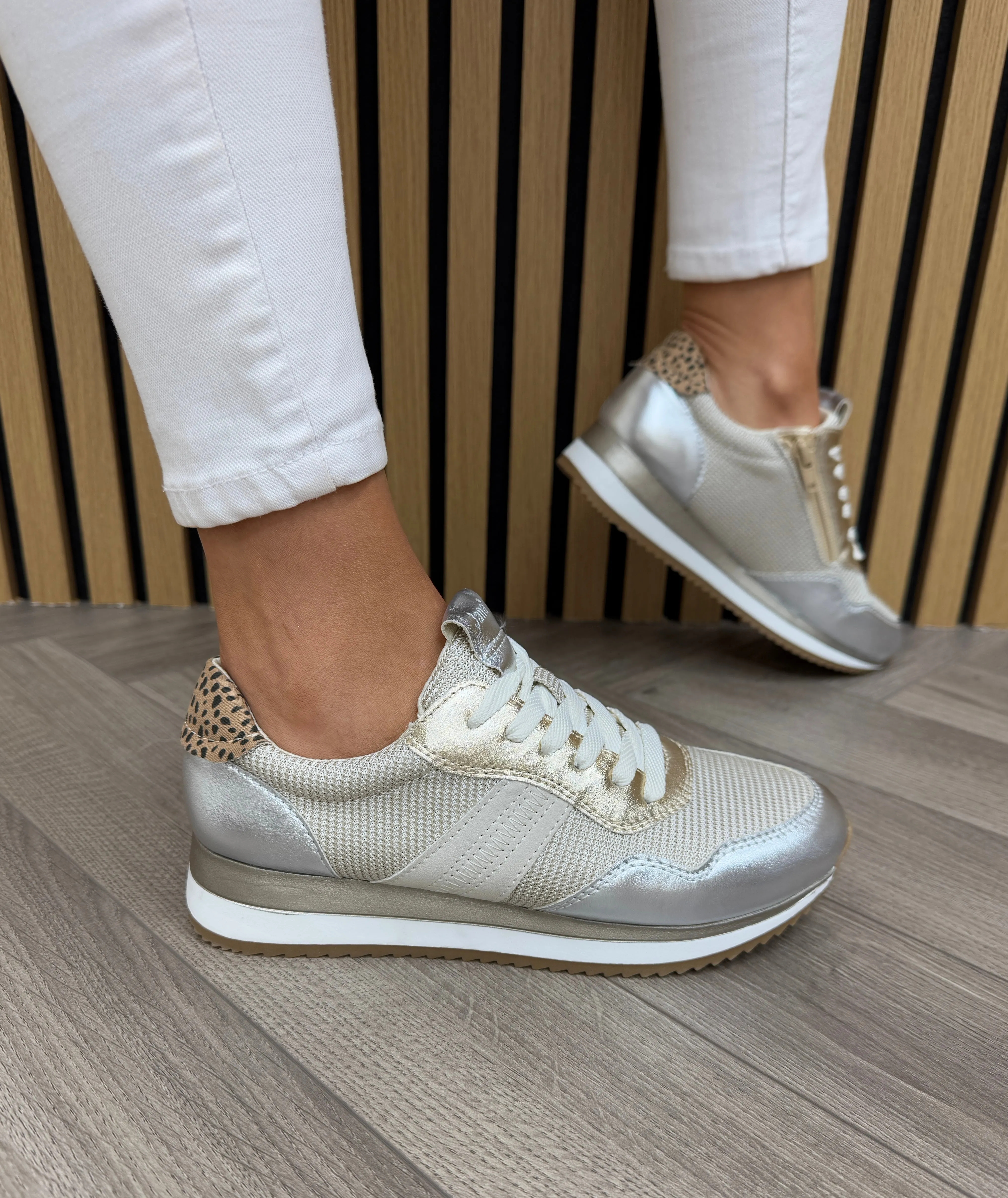Jana (SS25) Metallic Trainer With Inside Side Zip 23782 - Metallic Comb (J3)