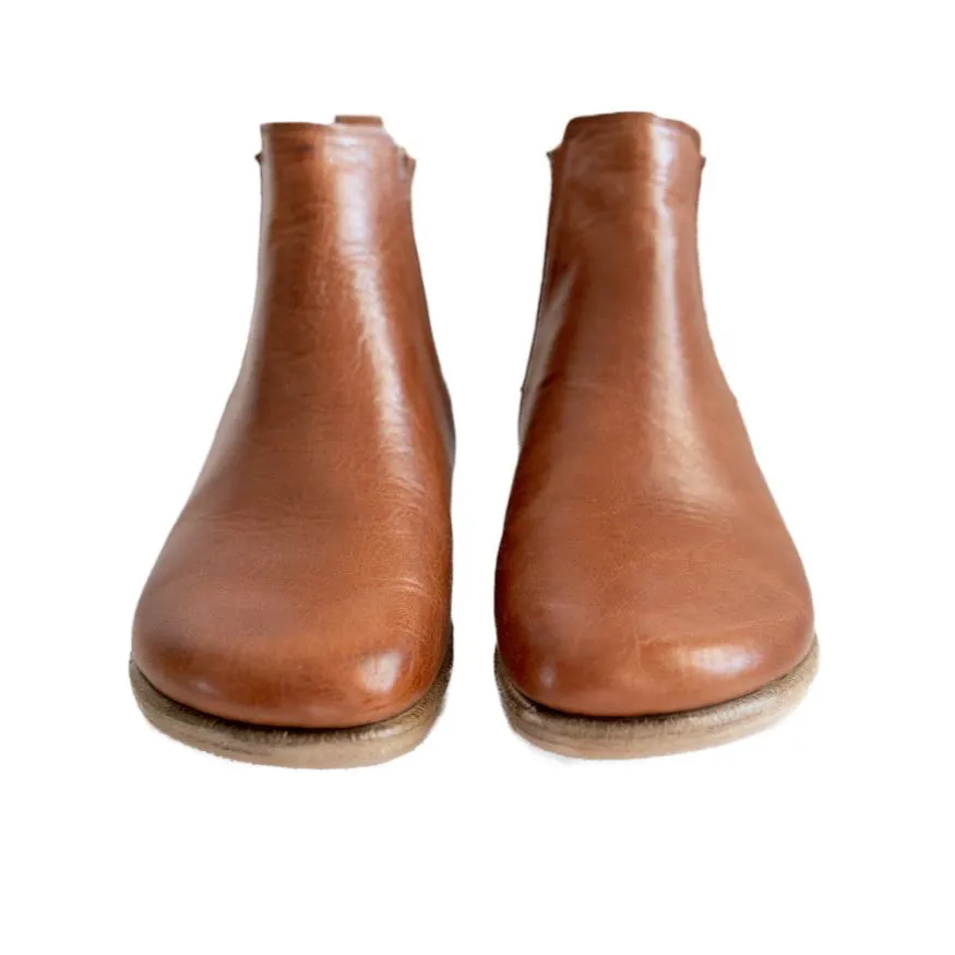 Lila Chelsea Boots - By Anya