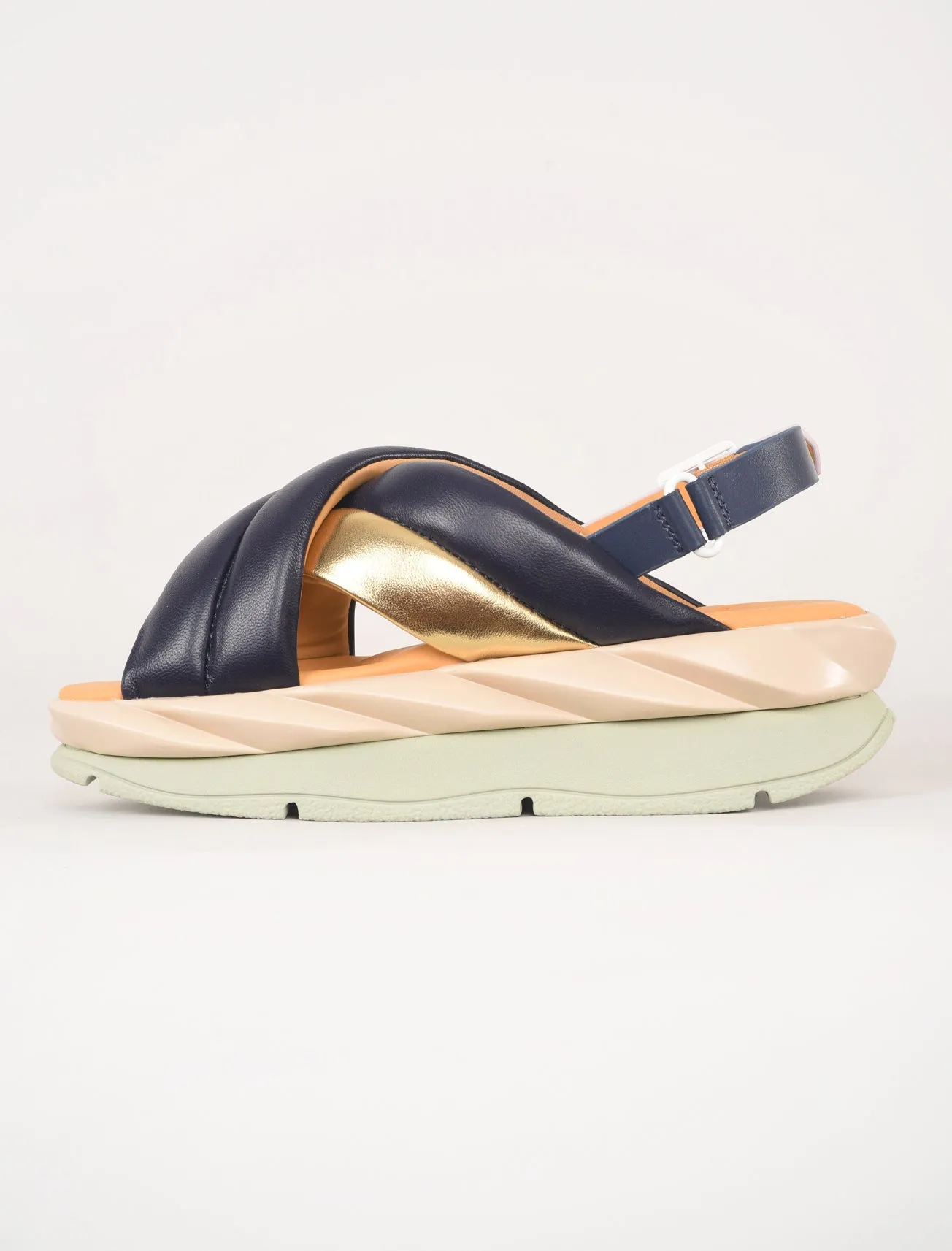 Mellow Mela, Indigo