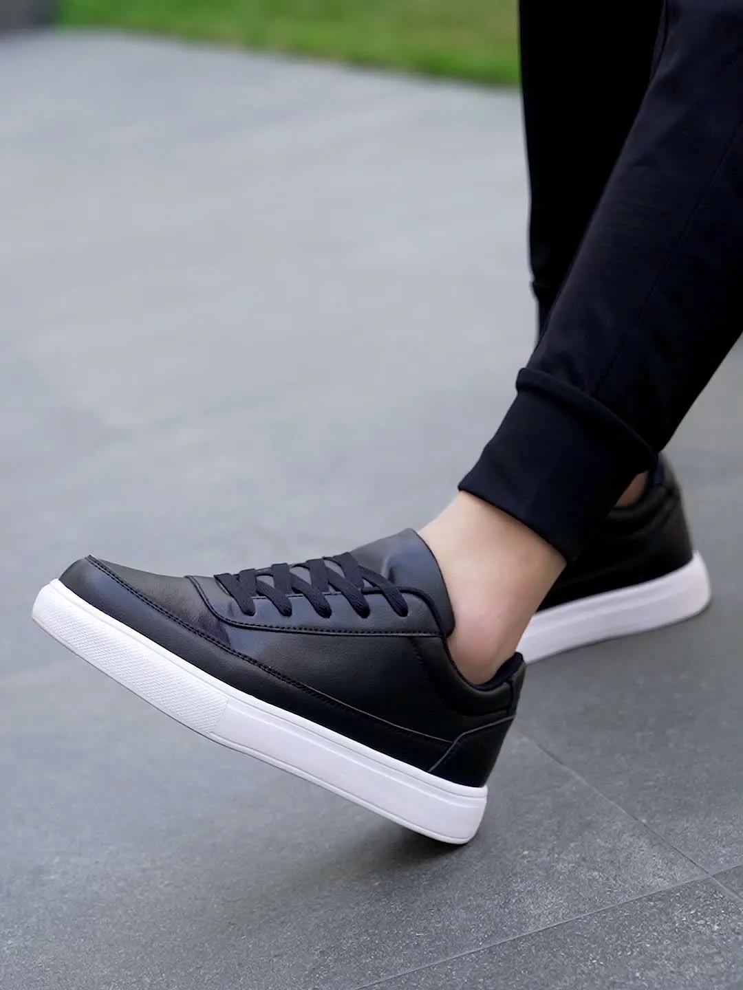 Men's Stylish Smart Vegan Leather Low-Top Trainers | Eco-Friendly Materials