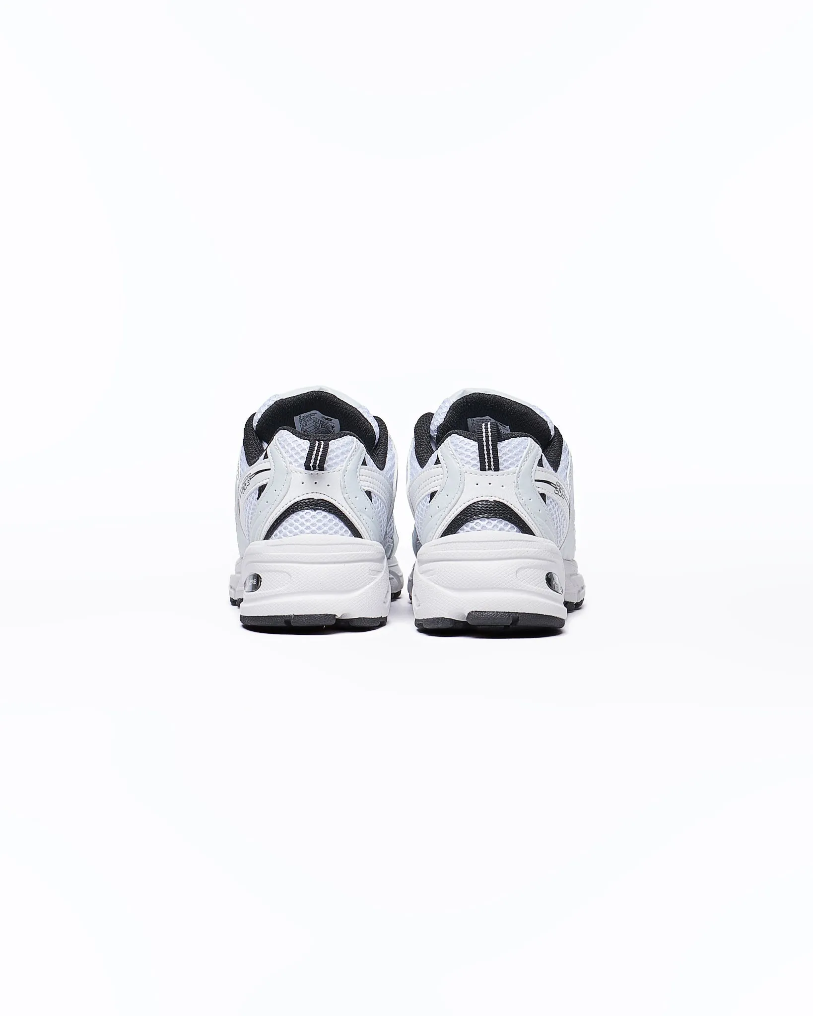 NB 530 White Black Runners Shoes 69.90