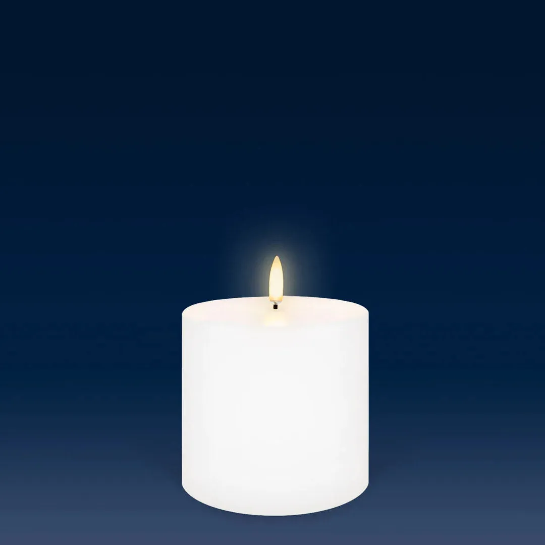 Nordic White Smooth | Flameless Candle