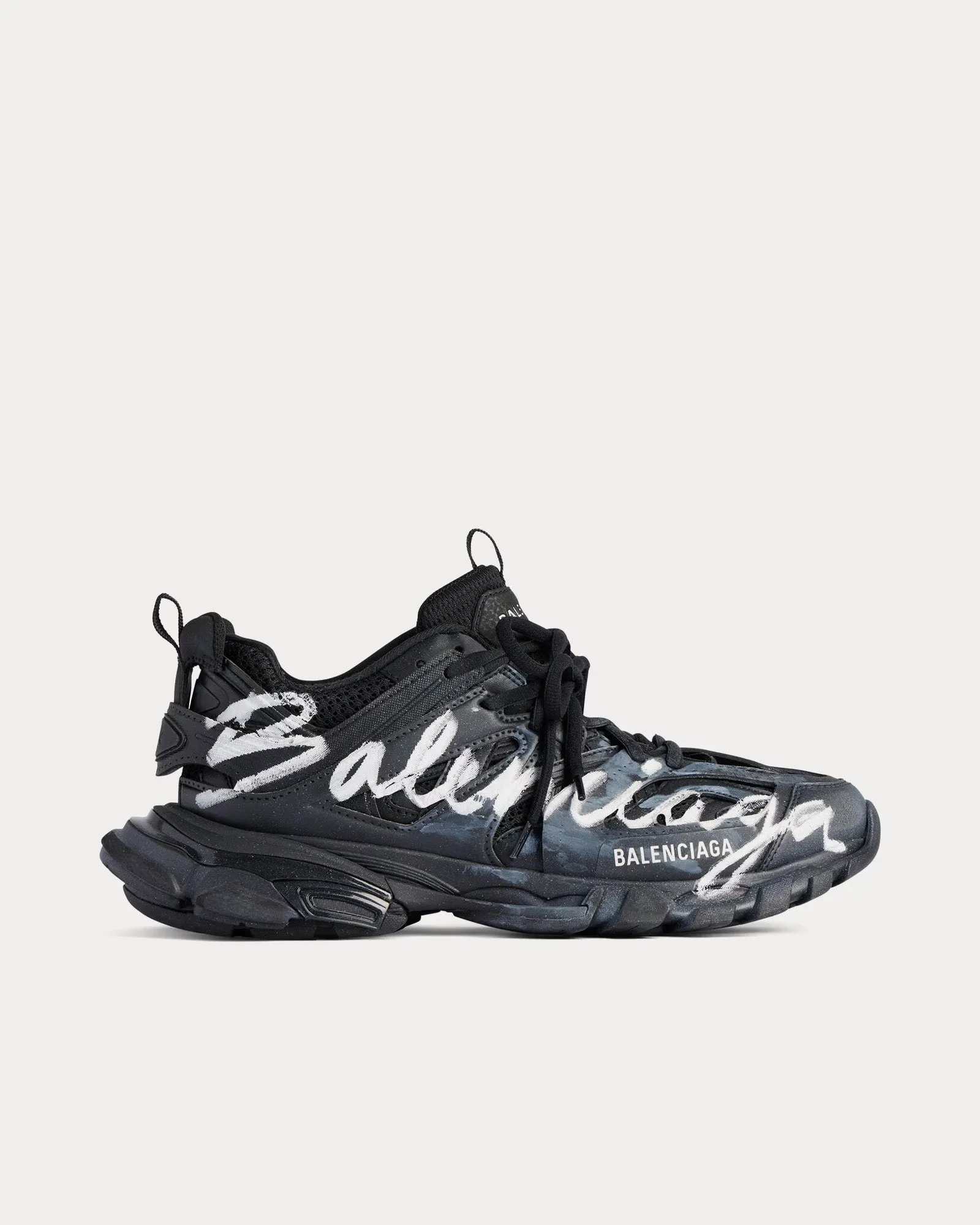Track Signature Black / White Low Top Sneakers
