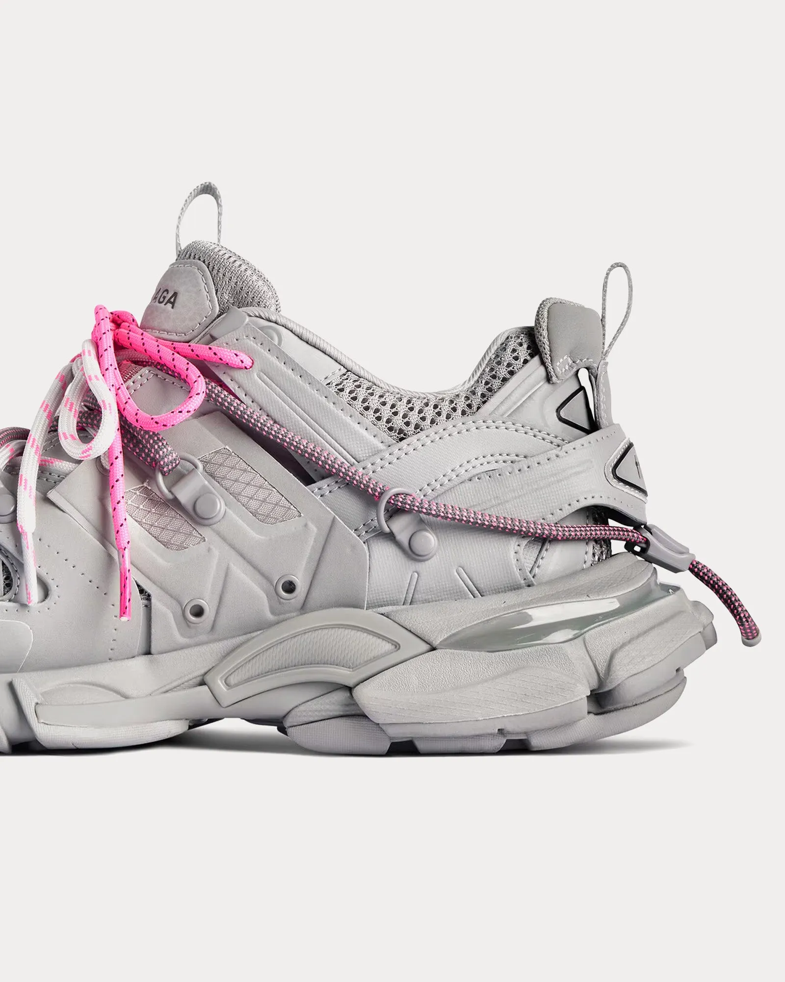 Track Trail Laces Grey / Pink Low Top Sneakers
